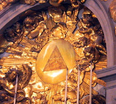 t_tetragrammaton_at_5th_chapel_of_the_palace_of_versailles_france_1_125
